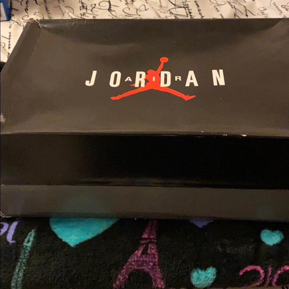 Air Jordan retro/ white/ black concords